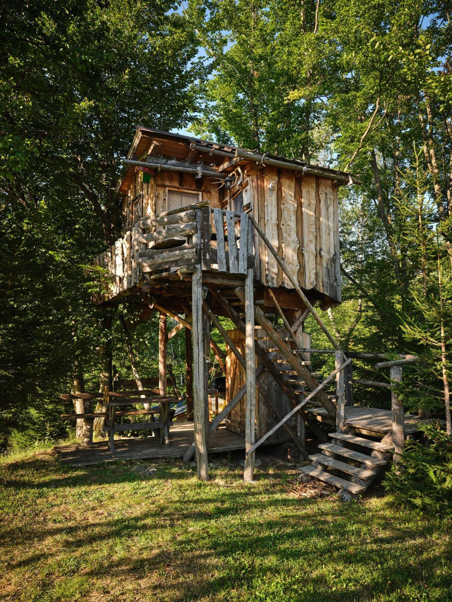 Treehouse Toplak Ruse Extérieur photo